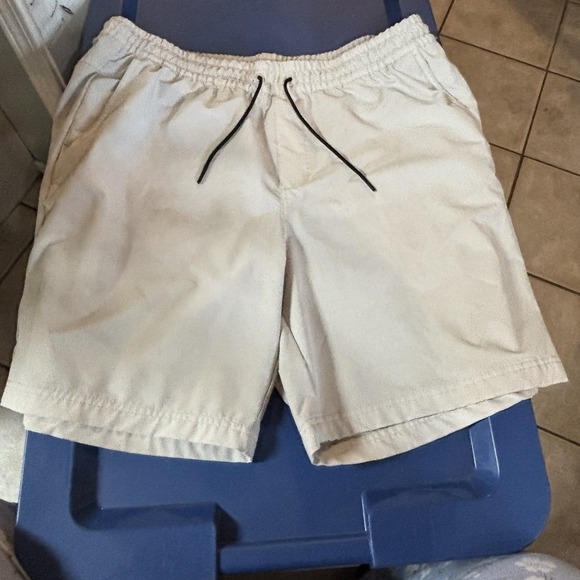 Old Navy Stretch Tech Men's Shorts XL Elastic Drawstring Pockets Khaki Beige - Picture 1 of 6